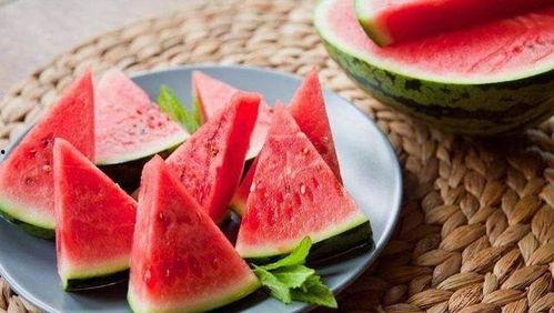 瓜皮吃瓜,揭秘网络热词背后的趣味与思考