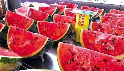 青岛范思哲专柜吃瓜