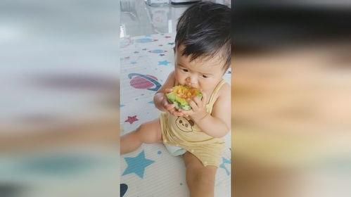 吃瓜宝宝周岁照片